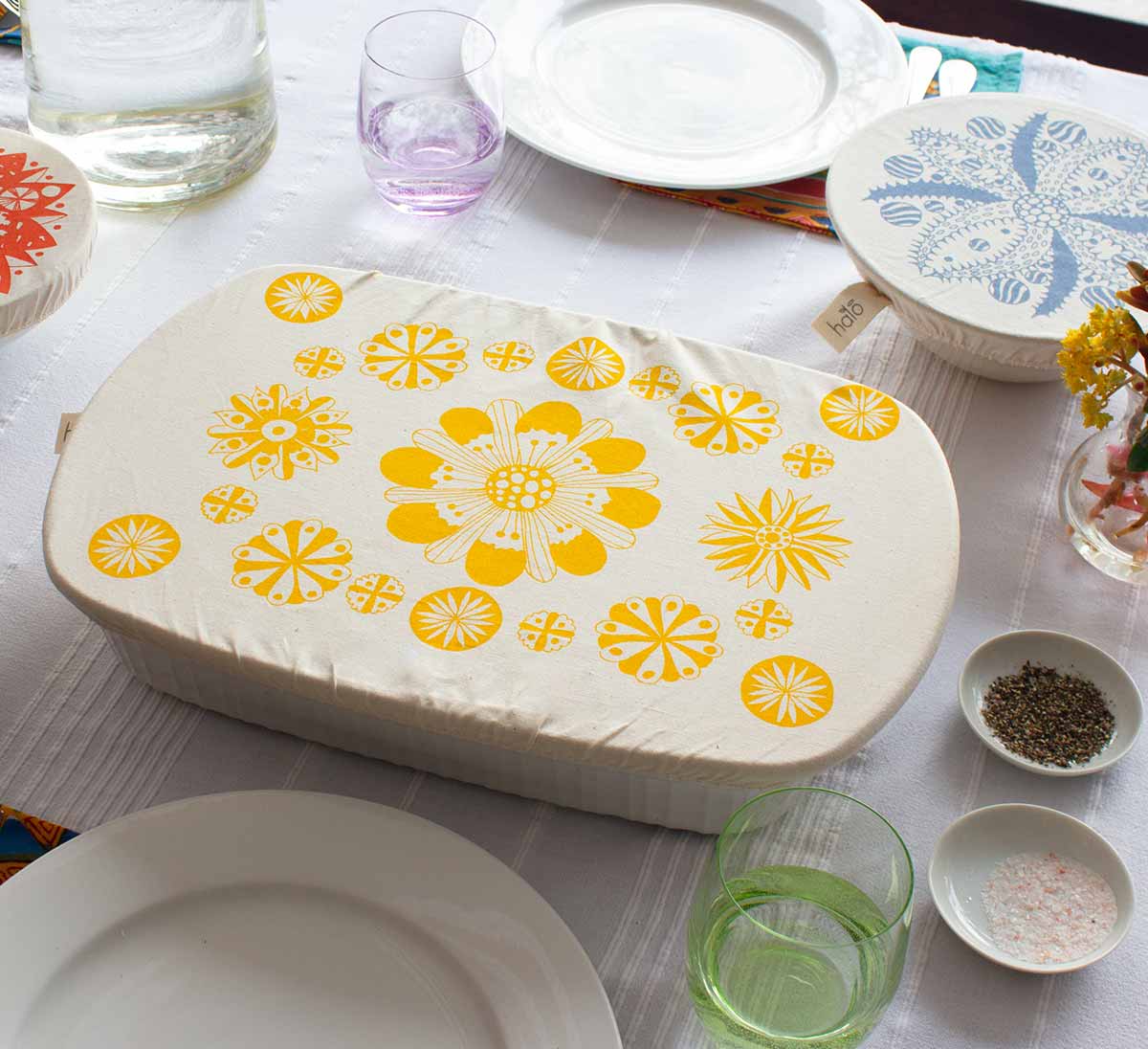 Copri-piatto-disegnato-a-mano-artigianale-tavarte-aloe-giallo